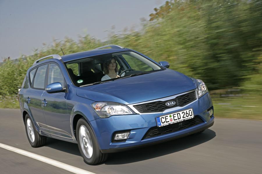  Kia cee&rsquo;d SW 2009 года  (фото 30 из 61)